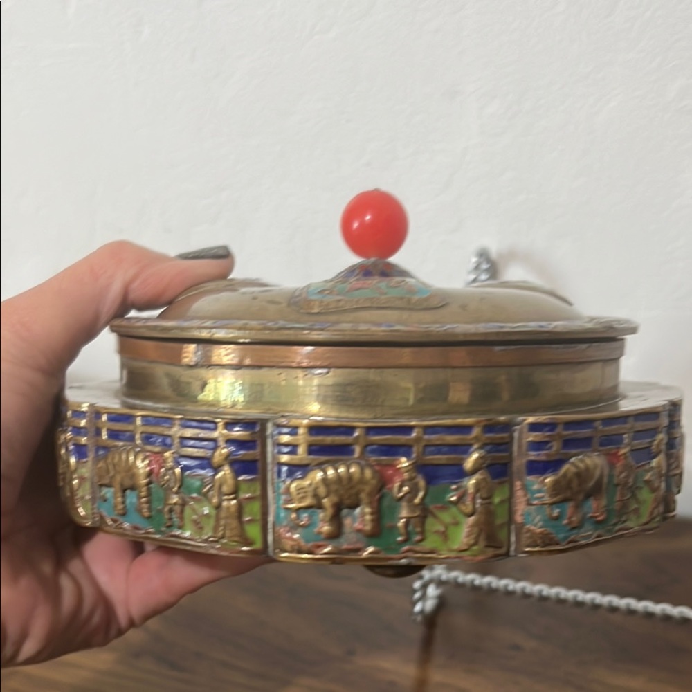 Antique Chinese Tea Caddy Box Repousse Brass Enamel Relief - Picture 12 of 16